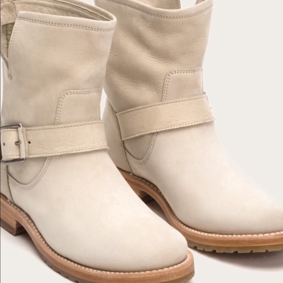 Frye Shoes - NEW Frye Natalie Short Engineer IVORY - Size 9